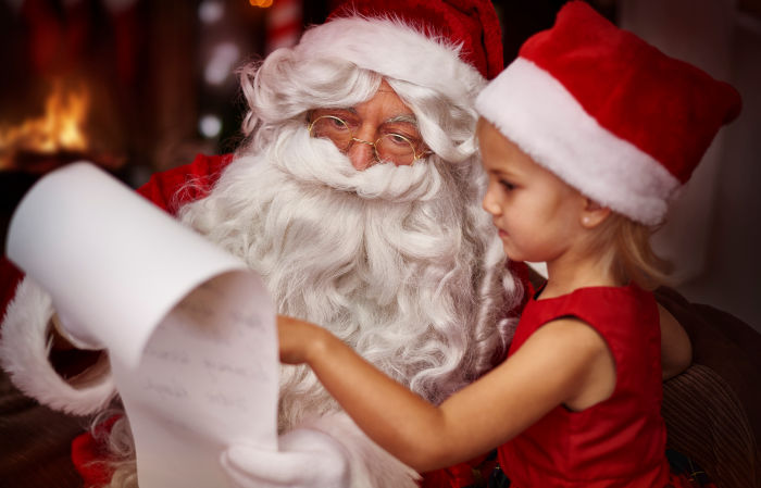 Père noel avec petite fille